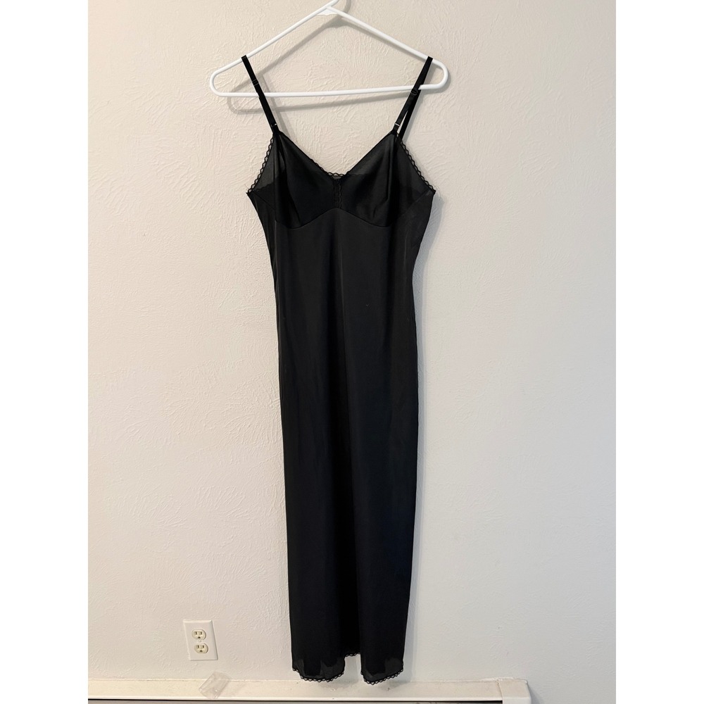 Vintage Vanity Fair Black Full Slip Lace Trim Side Slit Size 34LL Nylon Lingerie